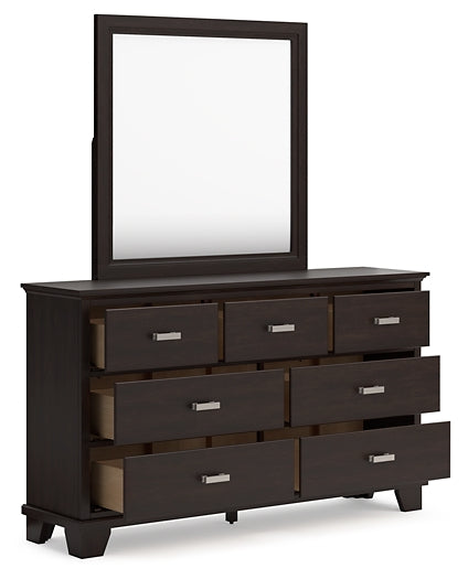 Covetown King Panel Bed with Mirrored Dresser, Chest and 2 Nightstands