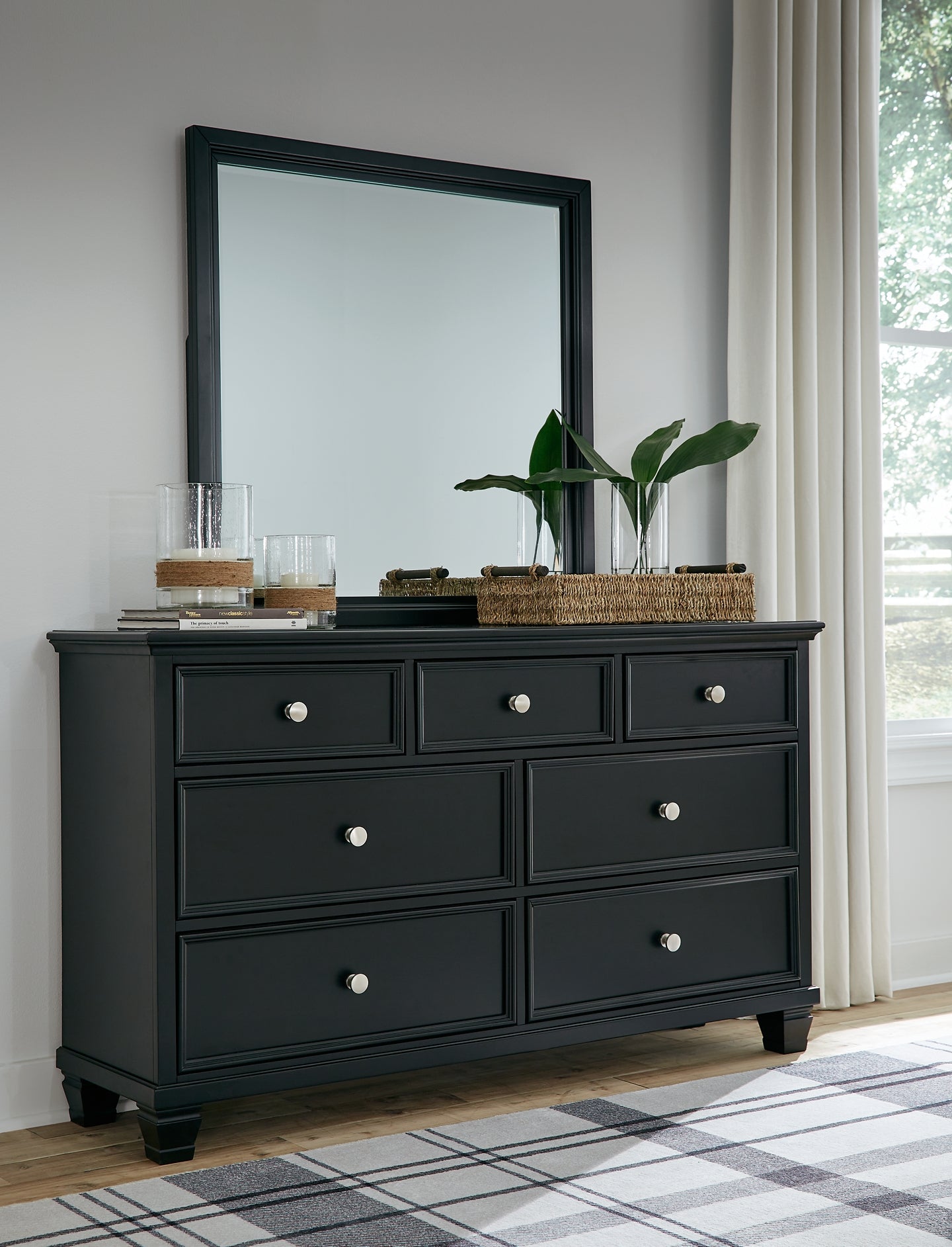 Lanolee California King Panel Bed with Mirrored Dresser and Nightstand